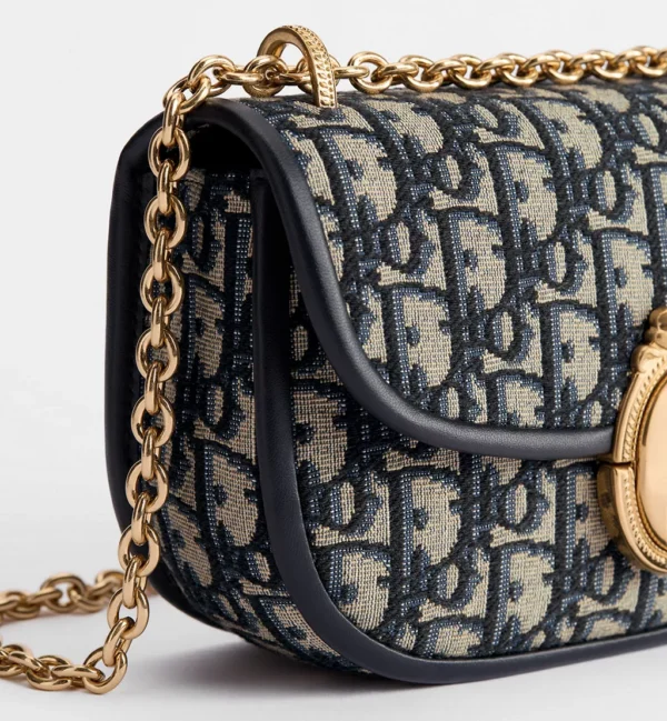 Dior Médaillon Small Flap Bag with Chain alternative view